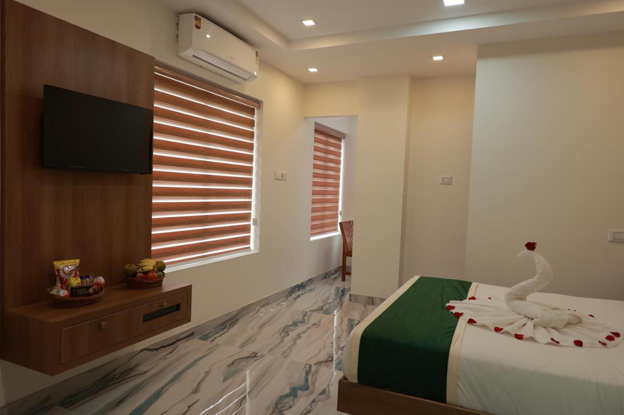 Delano Residency Hotel Kaliyal Luaran gambar