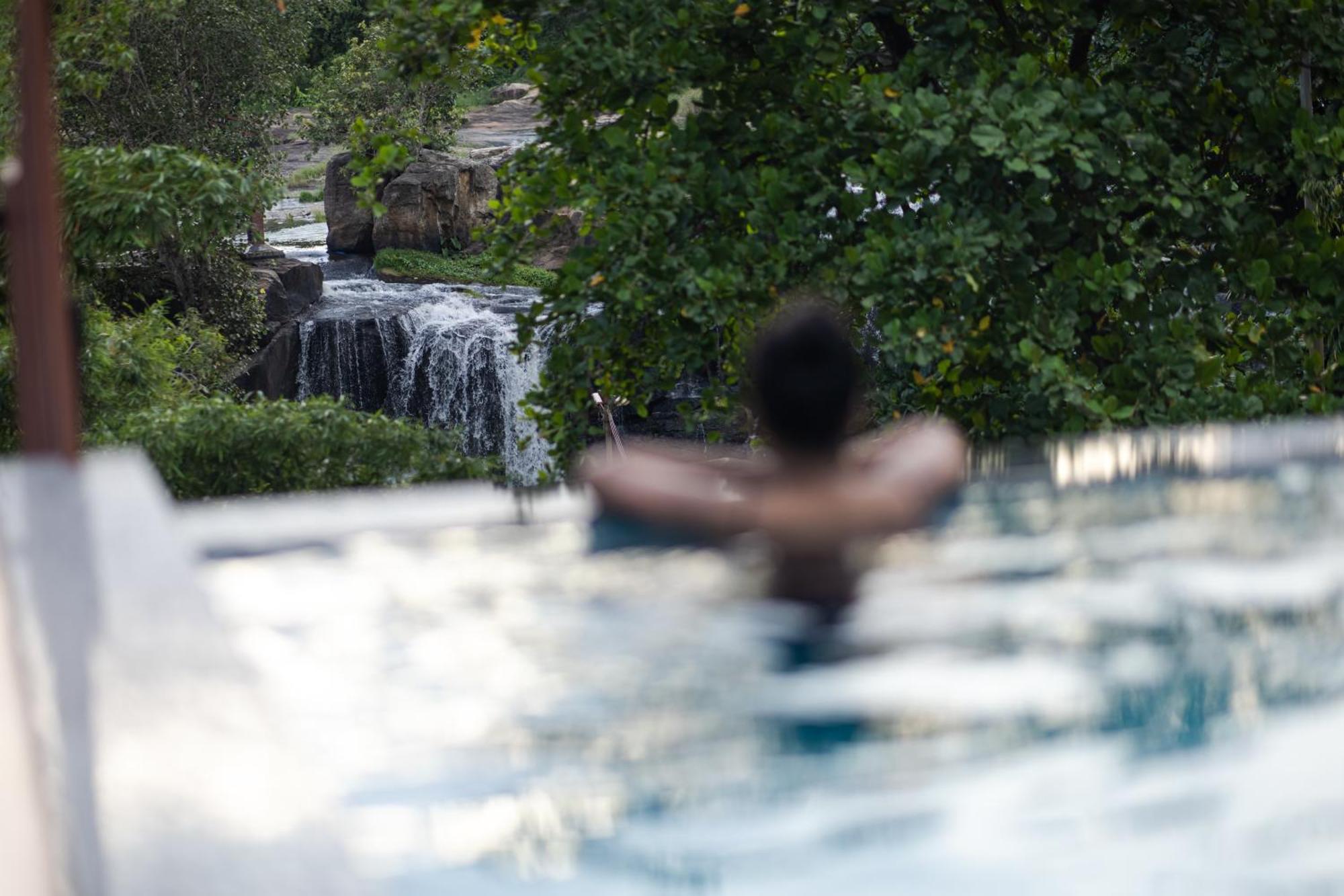 Delano Residency Hotel Kaliyal Luaran gambar
